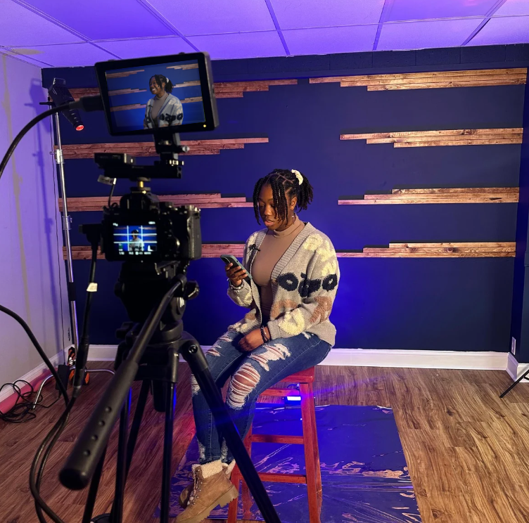<b>How to Set Up and Conduct Interviews.</b><br><br>This in-depth workshop covers the essentials of interview setup, including sound, lighting, and composition. Participants will also learn effective interview techniques, including question structuring, making interviewees comfortable, and producing a compelling interview.  <br><b><br>Duration: 2 hours<br> Equipment provided by Jordan Ray<br> Location: The Hub SBY (Available for travel upon request)<br> Workshop Request Cost: $300 + travel expenses (if applicable)</b>